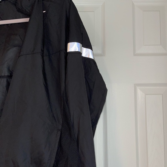 Nike windbreaker - Picture 6 of 9